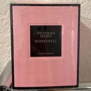 🎁 Victoria Secret Bombshell